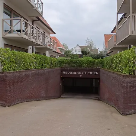 In Near The Nieuwpoort